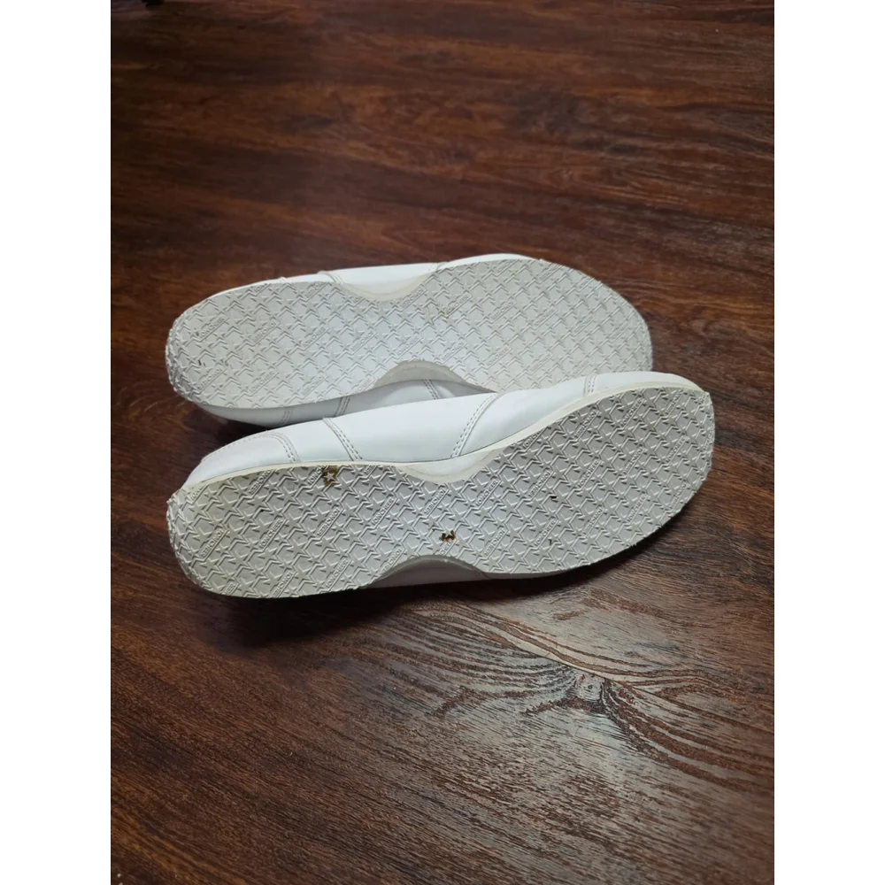 Ion cheer white cheer shoes size 9 - Picture 4 of 4